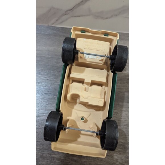 Vintage TootsieToy Green Plastic Ford Explorer Toy Car Model 4x4 SUV 10" - Picture 7 of 8